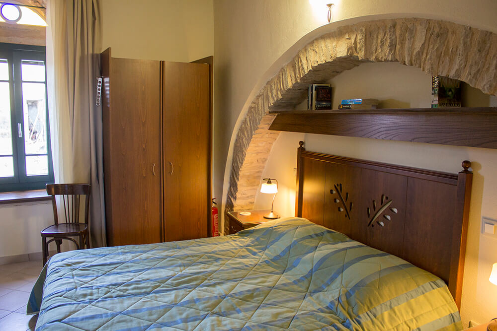 Kalamoti Kantounia Hotel